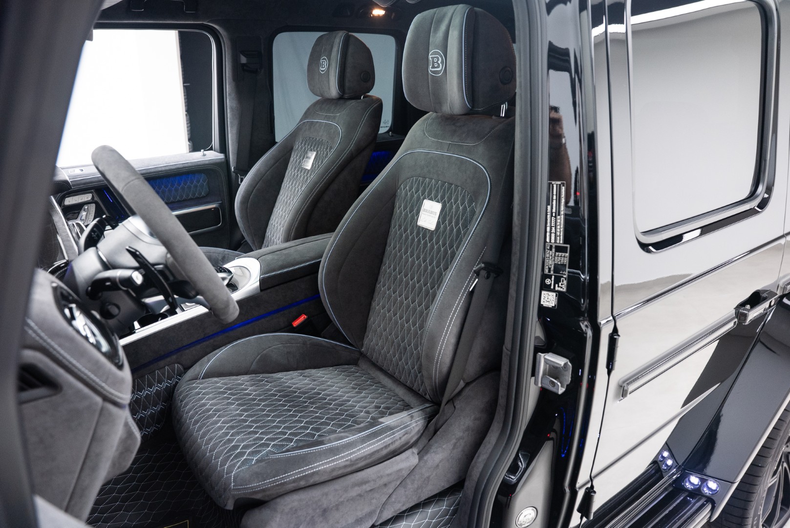 2022 BRABUS 900 ROCKET EDITION. EXCELLENT CONDITIONS.